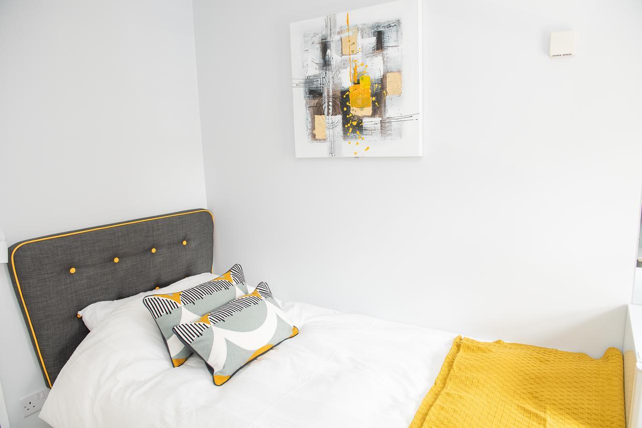Pinehill Rooms Reading Bagian luar foto