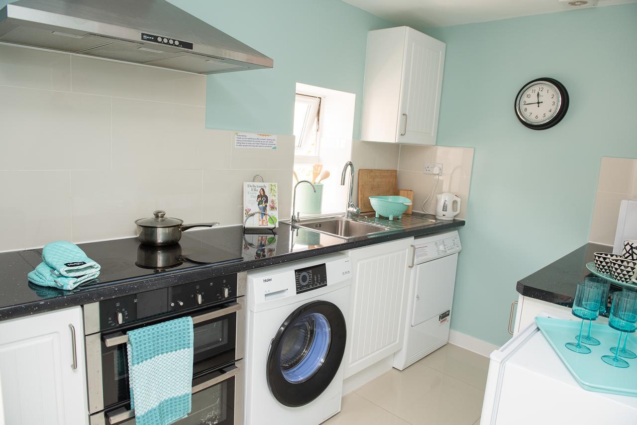 Pinehill Rooms Reading Bagian luar foto