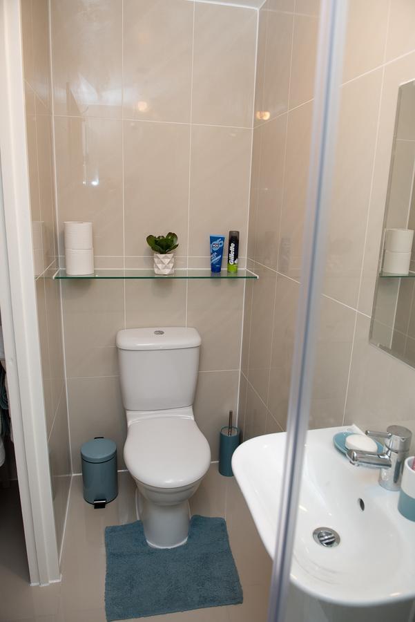 Pinehill Rooms Reading Bagian luar foto