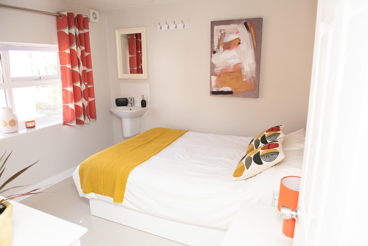 Pinehill Rooms Reading Bagian luar foto